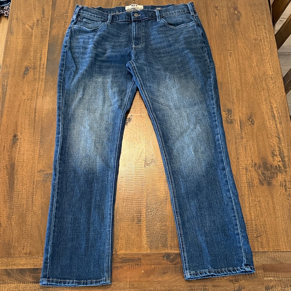 KEY Aristocrat  McKey Straight-Leg Boot-Cut Jeans